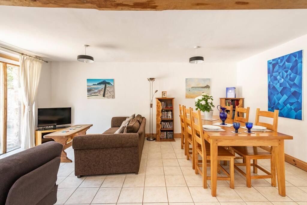 Beech Cottage, Spacious Rural Retreat Usk Exterior photo